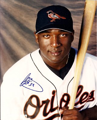 AUTOGRAPHED  photo CALVIN PICKERING Baltimore Orioles