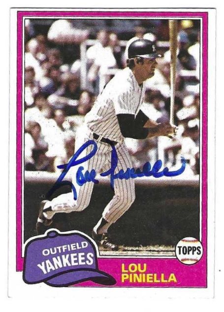 Autographed  LOU PINIELLA New York Yankees 1981 Topps Card