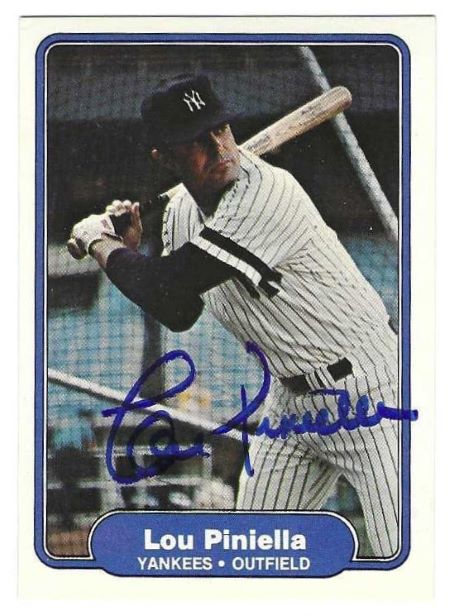 Autographed  LOU PINIELLA New York Yankees 1982 Fleer Card