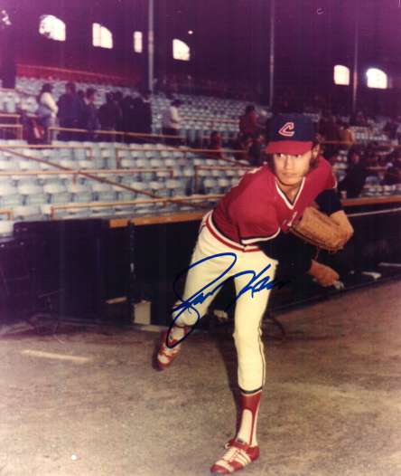 AUTOGRAPHED  photo JIM KERN Cleveland Indians