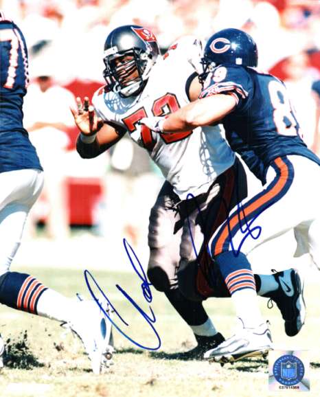 Autographed CHAD AHANTU Tampa Bay Buccaneers Photo