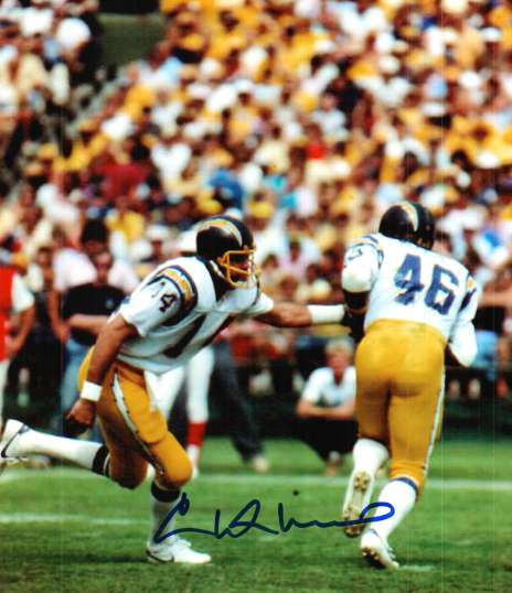 Autographed CHUCK MUNCIE 8x10 photo - San Diego Chargers