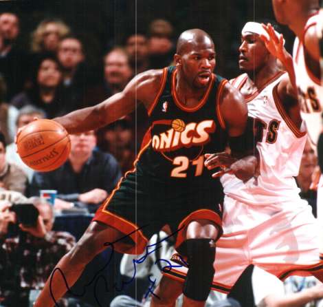 Autographed  RUBEN PATTERSON Seattle Super Sonics photo