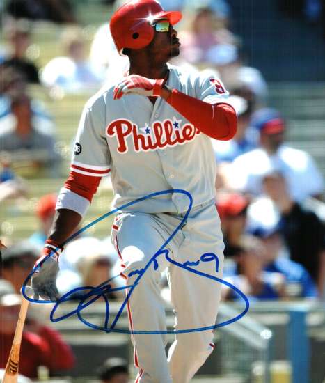 AUTOGRAPHED  DOMONIC BROWN 8X10 Philadelphia Phillies Photo