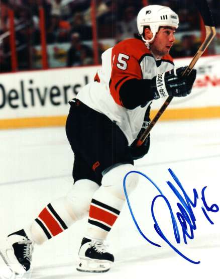 Autographed PAT FALLOON photo - Philadelphia Flyers