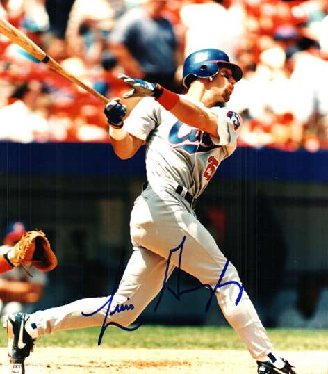 AUTOGRAPHED LUIS GONZALEZ Chicago Cubs Photo