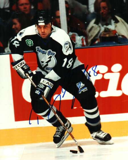 Autographed DAYMOND LANGKOW Tampa Bay Lightning photo