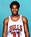 Autographed THOMAS GARDNER Chicago Bulls Photo