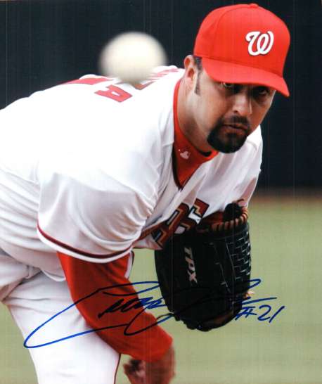 Autographed ESTEBAN LOAIZA Washington Nationals Photo