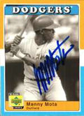 Autographed MANNY MOTA UD 1970's Decade Card