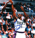 AUTOGRAPHED ARMON GILLIAM photo MILWAUKEE BUCKS