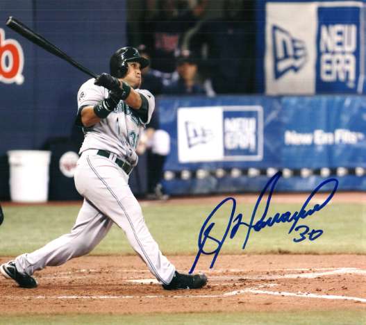 Autographed DIONNER NAVARRO Tampa Bay Rays Photo.
