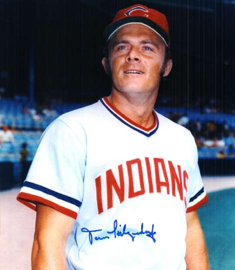 AUTOGRAPHED TOM HILGENDORF photo  Cleveland Indians
