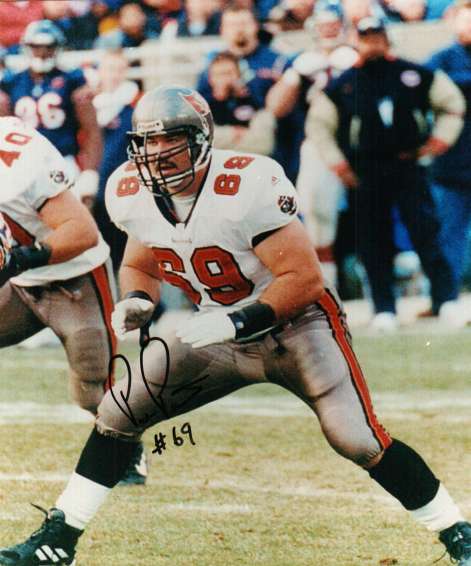 Autographed PETE PIERSON Tampa Bay Buccaneers Photo