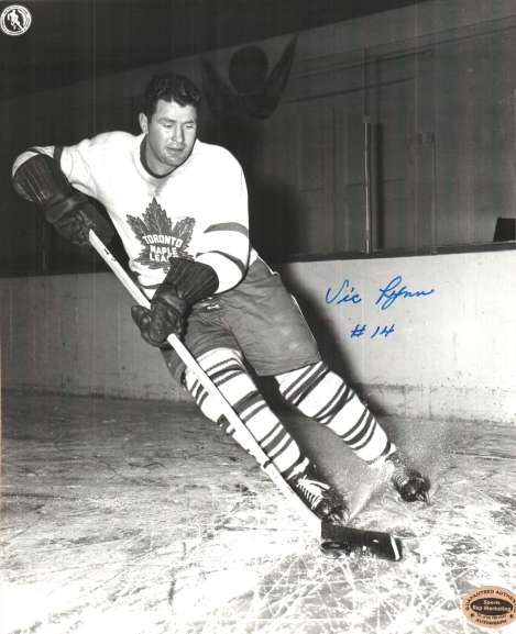 Autographed VIC LYNN  Maple Leafs  photo