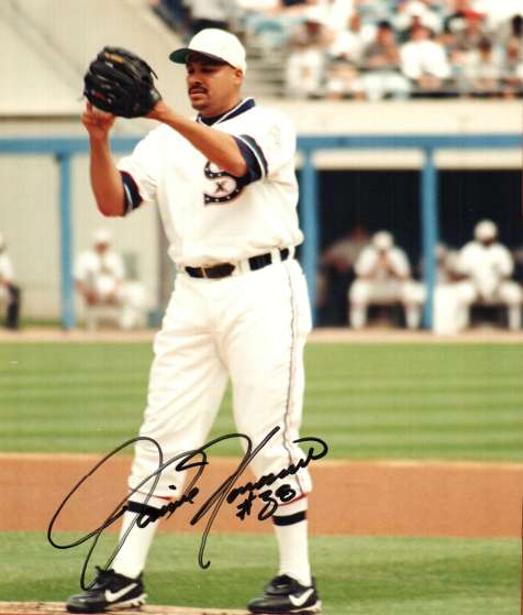AUTOGRAPHED JAIME NAVARRO 8x10 White Sox Photo
