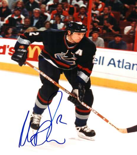 Autographed MATTIAS OHLUND Canucks Photos