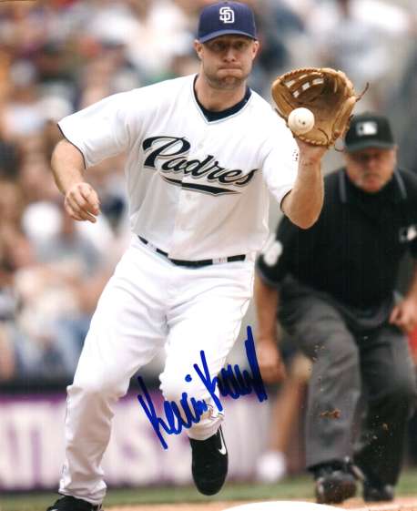 AUTOGRAPHED KEVIN KOUZMANOFF  SD Padres photo