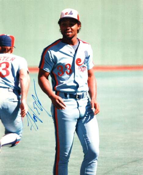 AUTOGRAPHED FLOYD YOUMANS Montreal Expos Photo