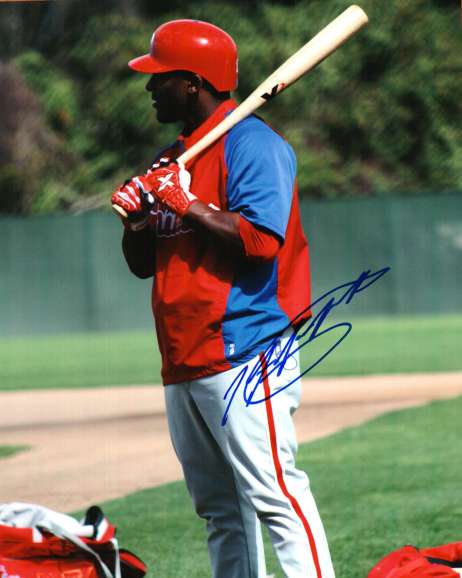 AUTOGRAPHED HAROLD GARCIA 8x10 Philadelphia Phillies Photo