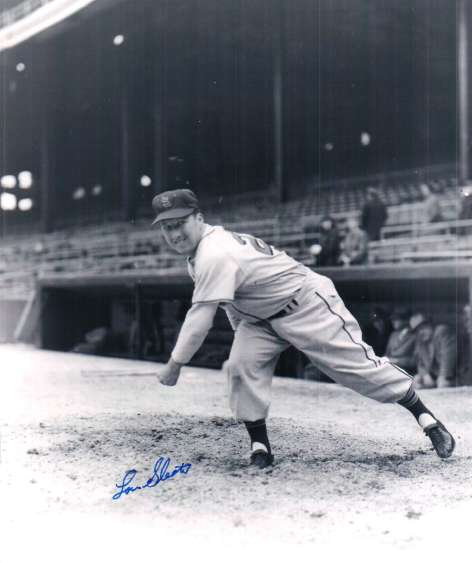 AUTOGRAPHED LOU SLEATER photo  St. Louis Browns