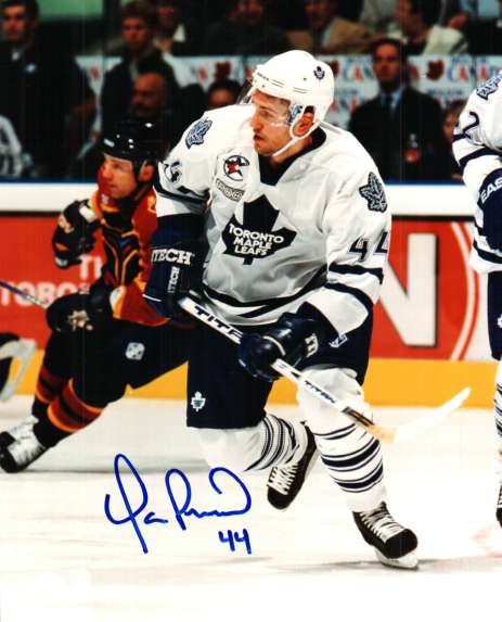 Autographed YANIC PERREAULT  Maple Leafs  photo