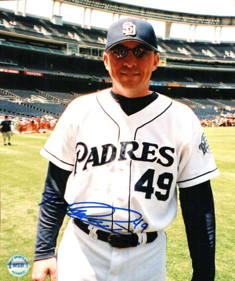 AUTOGRAPHED MIKE MATTHEWS  SD Padres photo