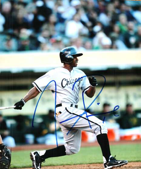 AUTOGRAPHED  JUAN PIERRE 8X10 Chicago White Sox Photo