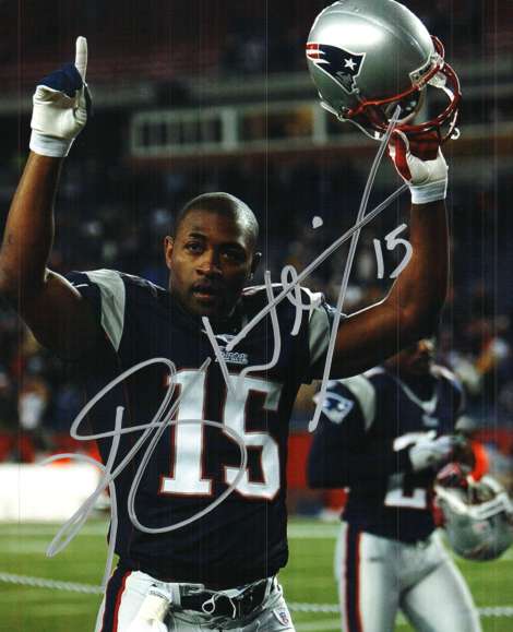 AUTOGRAPHED KELLEY WASHINGTON  8X10 New England Patriots photo