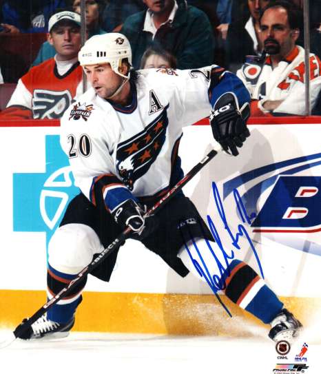 Autographed ROBERT LANG 8x10 Washington Capitals photo.