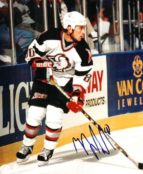 Autographed GEOFF SANDERSON Buffalo Sabres Photo