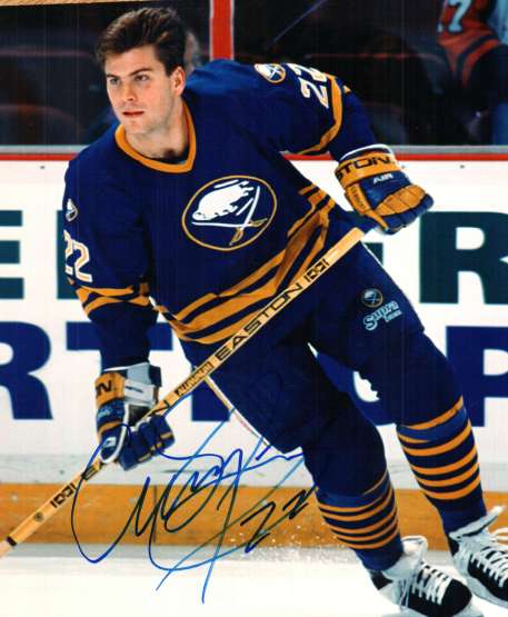Autographed CRAIG SIMPSON Buffalo Sabres Photo