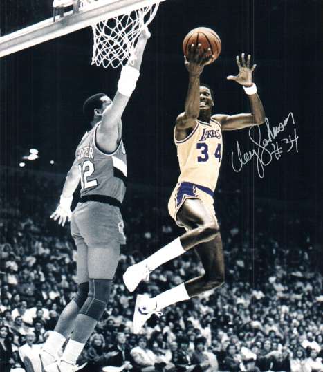 Autographed CLAY JOHNSON 8X10Los Angeles Lakers Photo