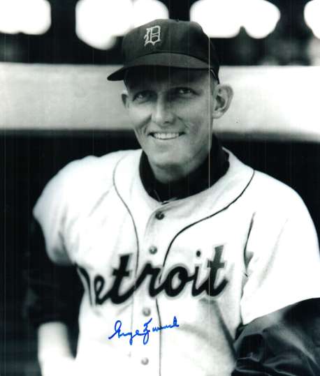 AUTOGRAPHED GEROGE ZUVERINK 8X10 Detroit Tigers Photo