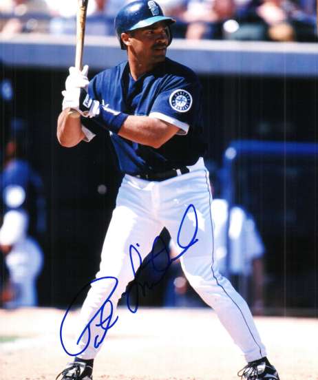 AUTOGRAPHED PAT LISTACH 8X10 Seattle Mariners Photo