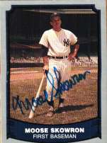 Autographed MOOSE SKOWRON 1988 Pacific Legends Card