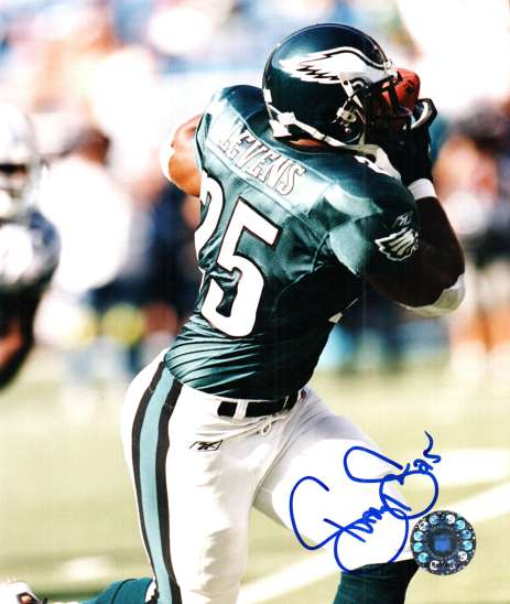 Autographed  DORSEY LEVENS 8X10  Photo - Philadelphia Eagles