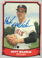 Autographed HOYT WILHELM 1988 Pacific Legends Card