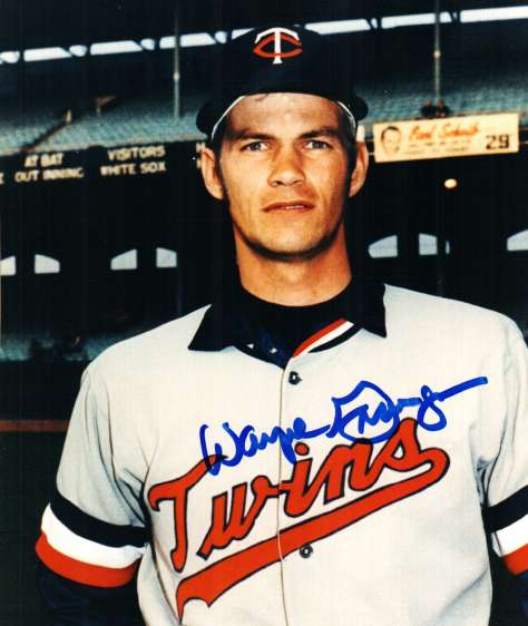 AUTOGRAPHED WAYNE GRANGER -  Minnesota Twins photo