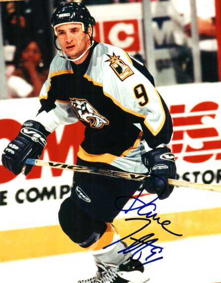 Autographed DARREN TURCOTTE Nashville Predators photo