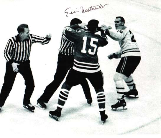 Autographed ERIC NESTERENKO 8x10 Chicago  Blackhawks Photo