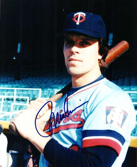AUTOGRAPHED PETE MACKANIN 8x10  Minnesota Twins photo