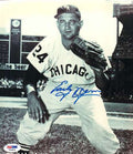 Autographed EARLY WYNN 8X10 CHICAGO WHITE SOX photo