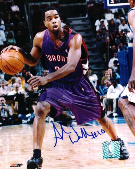 Autographed  ALVIN WILLIAMS Toronto Raptors photo