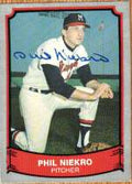Autographed PHIL NIEKRO Milwaukee Braves 1989 Pacific Legends Card
