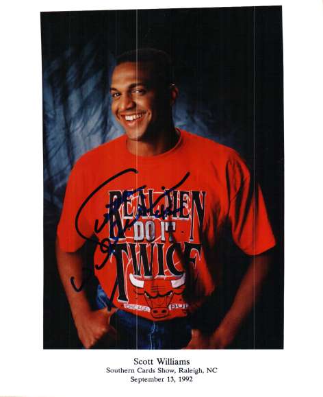 Autographed SCOTT WILLIAMS Chicago Bulls Photo