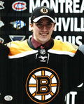 Autographed ZACH HAMILL Boston Bruins  Photo