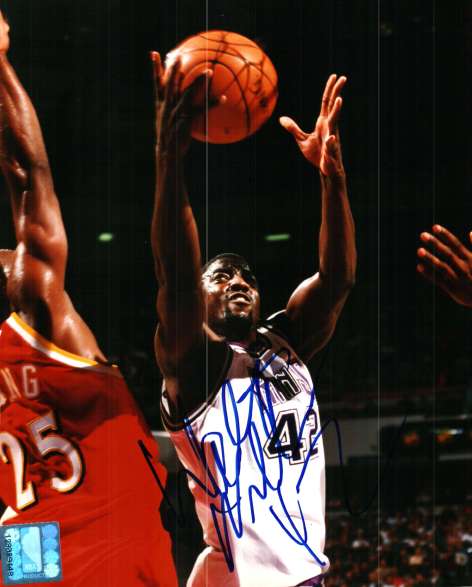 Autographed WALT WILLIAMS Kings Photo
