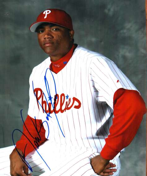 AUTOGRAPHED ALFREDO SIMON photo  Philadelphia Phillies