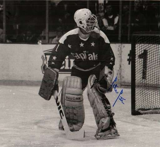 Autographed PETE PETERS Washington Capitals photo.